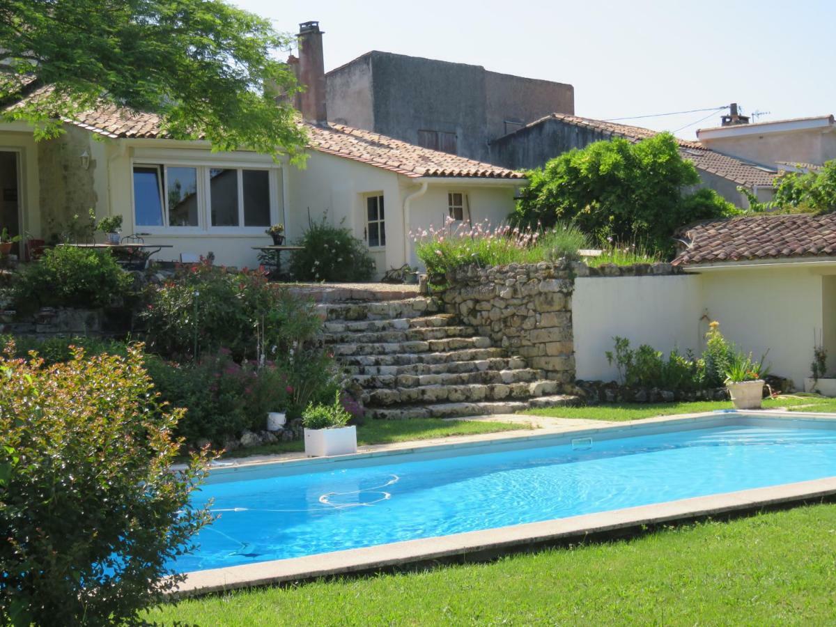 Bed and Breakfast Les 4 Eléments St Emilion à Branne  Extérieur photo